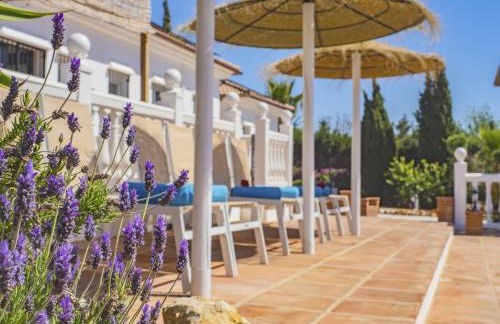 Villa Blanca Málaga - Private Villa - Heated Pool - Photo 45