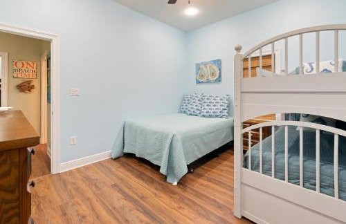 Waterfront Home with dock, sleeps 10 - Foto 9