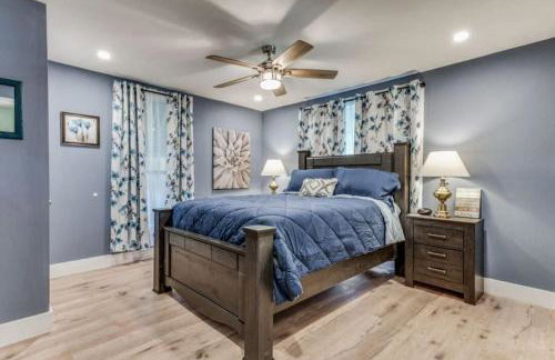 Stockyards! Less than 3 mins-Sleeps 8 -Gable House - Photo 11