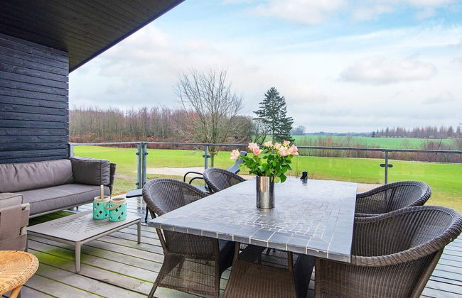 4 Person Holiday Home in Nimtofte - Foto 8