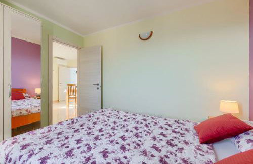 Mediterranes Apartment mit Panoramablick, Pool, Privatparkplatz, Grill - Photo 29