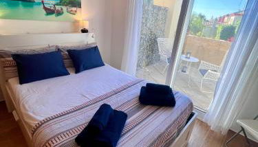 GATU Villa Atardecer en la playa de las Redes " Preferente mayores de 21 años y familias " - Foto 2