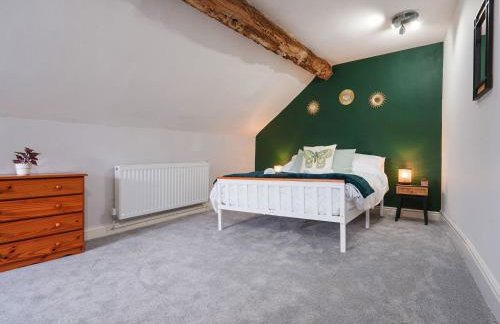 The Old Bulls Head - Photo 26