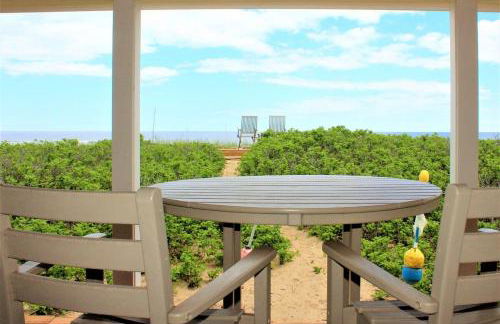 Camp46 Luxury Oceanfront Plum Island Cottage - Foto 16