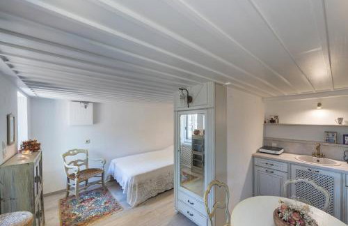 DellaGracia Mansion in Poseidonia Syros - Photo 30