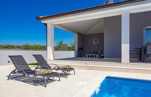 Serenity home Villa Tea with heated pyrolysis salt water - Foto 14