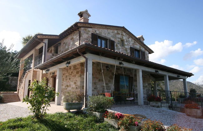 Villa in Cagli With Private Garden - Foto 1