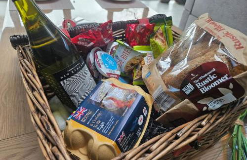 Homely 6 bed Cottage 30 mins to Heathrow, London, Legoland, Windsor Castle - Photo 70