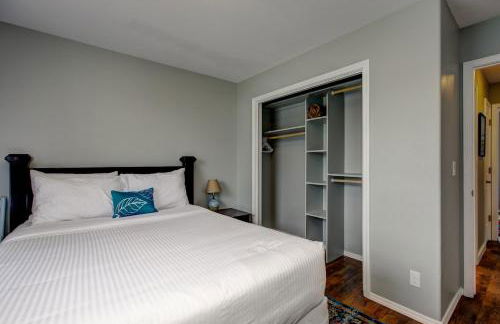 Hello Dolly! 3 beds, 2 bath, 2 TV's, Fireplace, Quiet Neighborhood in Star, ID minutes from walking trails and river views - Foto 12