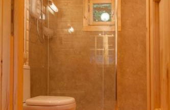 Family friendly sunny Log Cabin - Photo 9