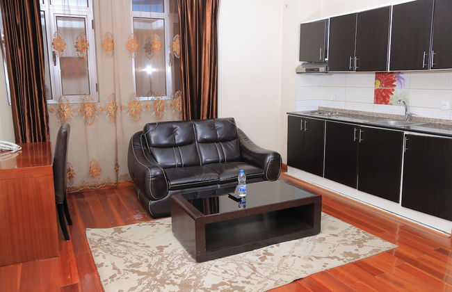 YINM Luxury Apartment - Photo 39