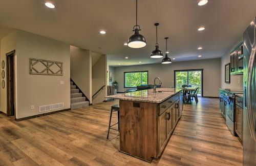 Modern Nisswa Escape with Deck Walk to Gull Lake! - Foto 7