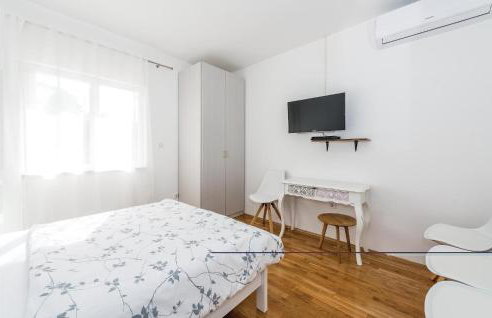 Three-Bedroom Holiday Home In Unesic - Foto 16