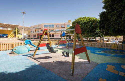 Home2Book Cozy Beachfront Getaway in Tarajalejo - Photo 24