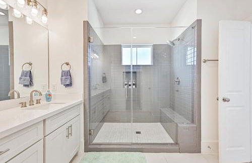 Walk 2 Beach & Huge Pool! Pets Allowed! Salty Sea Dawg - Photo 14