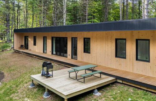 Modern Family Retreat in the Catskills Wilderness - Foto 33