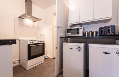 BEST PRICE! Perfect Gunwharf Accommodation - 5 single beds or Kingsize FREE PARKING - Foto 18