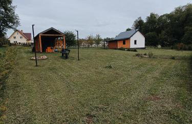 Dom wśród łąk - Foto 1