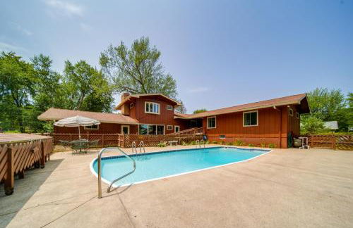 Lake Erie Getaway with Private Pool and Yard! - Foto 34
