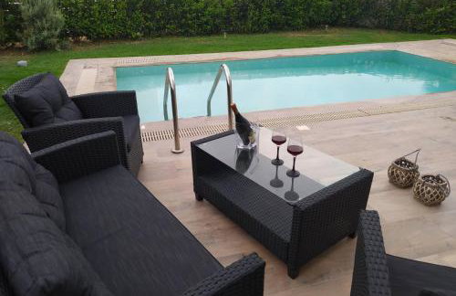 Rosemary Rhodes Villa - Photo 27