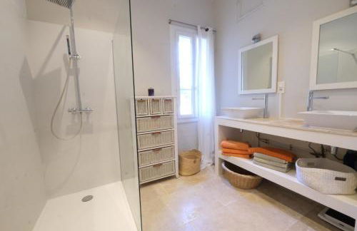 superb prestigious mas with pool in the countryside of caumont sur durance, close to avignon, sleeps 8 - Foto 34