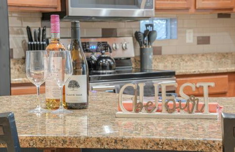 Pet friendly 3br 2ba Private optional heated Pool BBQ grill Golf Clubs close to park - Foto 24