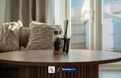 2 Bedroom House By AR Properties Short Lets & Serviced Accommodation Colchester with Garden - Foto 9