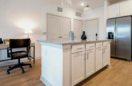 Landing Stunning 1BD Clubhouse Pool - Foto 29