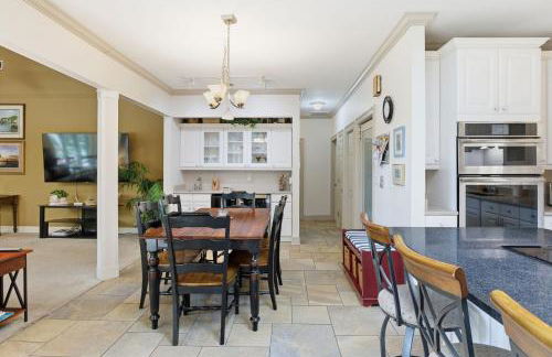 Vacation Paradise - Private Pool Fire Pit & BBQ - Foto 19