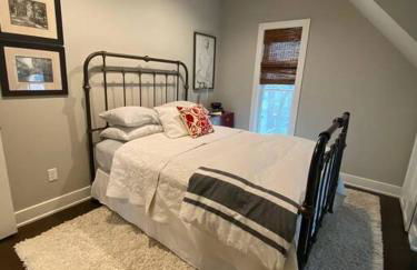 Carriage House on Historic Bentonville Square - Foto 3