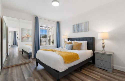 Stunning 2 Bedroom 1 Bath Home near BART - Photo 42