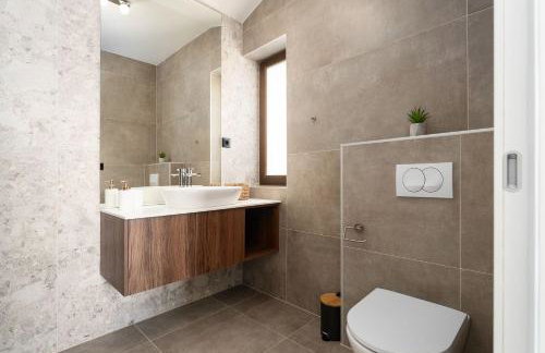 Besonderes Steinhaus mit Privatpool, Panoramablick, Garten, Grill, Waschmaschine - Foto 23