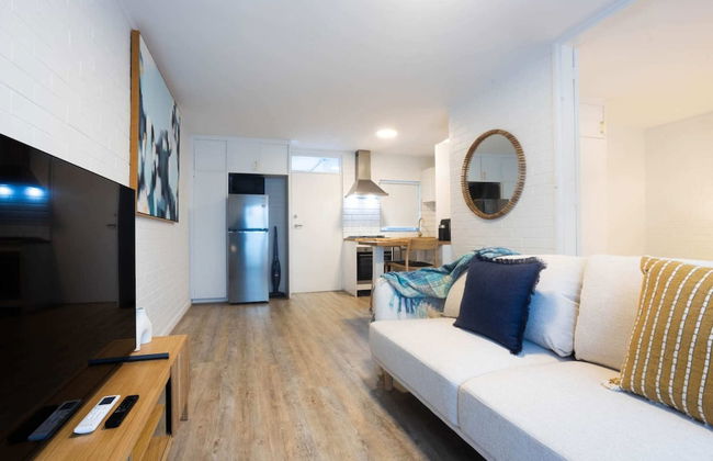 Lovely 1BR Apt in Bicton With Backyard and Parking - Foto 20