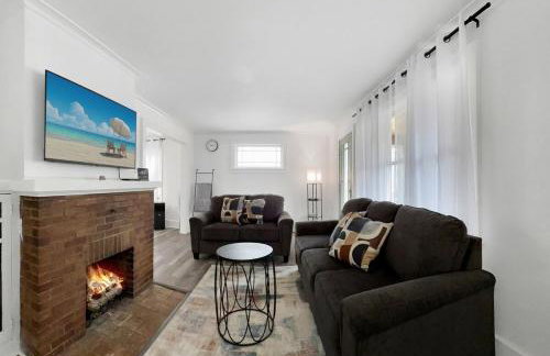 Save 50 percent on 30 or more Days! 3BR by UofR & ROC NY Airport - Foto 28