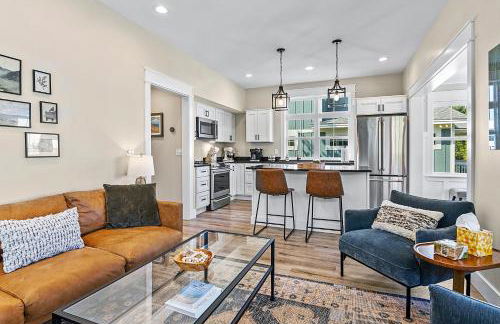 Coho Cottage, Village of Empire MI, Steps from SBD - Foto 5