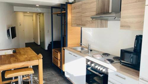 Ferienwohnungen & Monteurunterkunft "Mainbogen-Blick" - Foto 5, stove