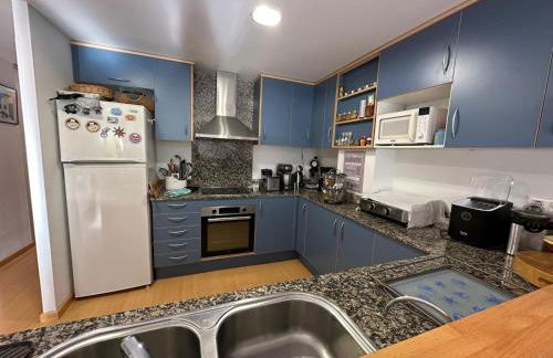 Bonito apartamento con gran terraza y piscina comunitaria AV-08 - Foto 27