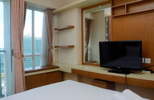 Comfort and Modern Studio Tifolia Apartment - Photo 7