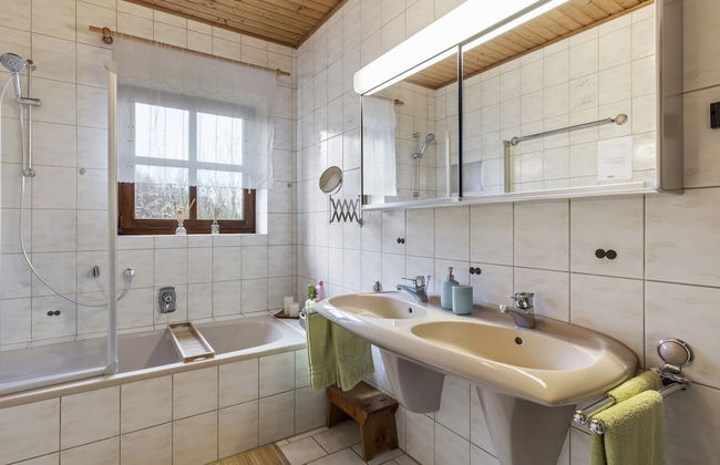 Apartment in Schonsee Near Lake Beach - Photo 15