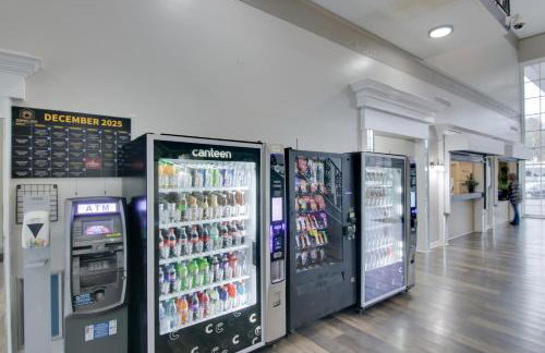 Charlotte Gem with Gym Near Hospitals and Park Expo - Foto 20