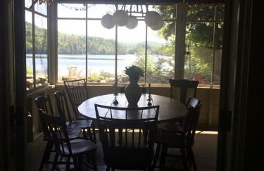 Cozy Cottage Rental with Lake Views near Okemo State Forest, Vermont - Foto 30