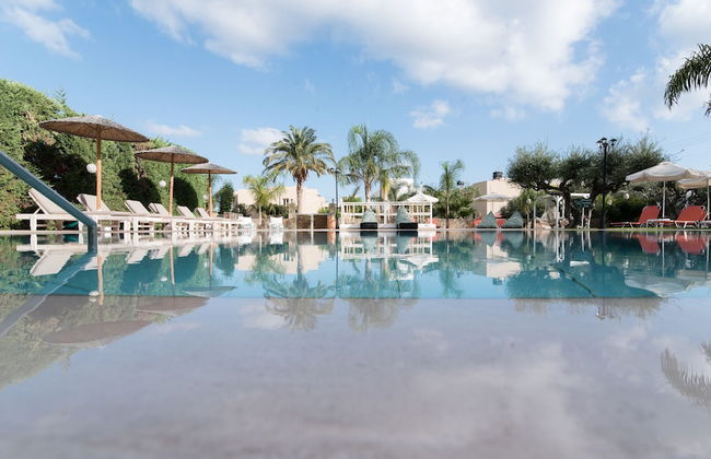 Mirage Studios - Photo 1