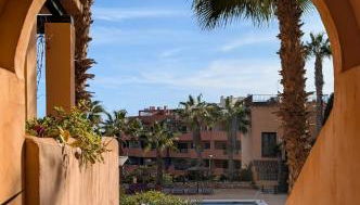 Luxury large 2 bedroom Apartment 10 min walk to Villamartin Plaza - Foto 2