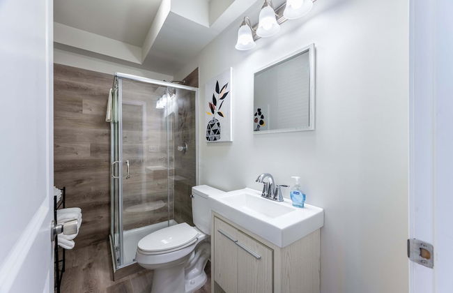 Modern Retreat Near Henry Ford - Photo 68