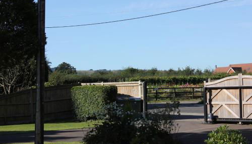 The Lodge - Foto 5, Garden view