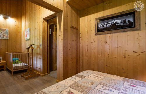 Appartement dans chalet aux saisies-100m des pistes-cœur station 13 pers - Foto 36