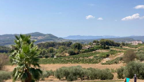 La Venturonne Appartement neuf Rez de jardin 45 m2 vue mer et vignes 10 mn des plages - Foto 1