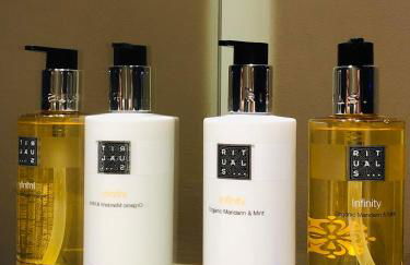 PRIVATE ROOM & SPA avec Jacuzzi privatif - Foto 25