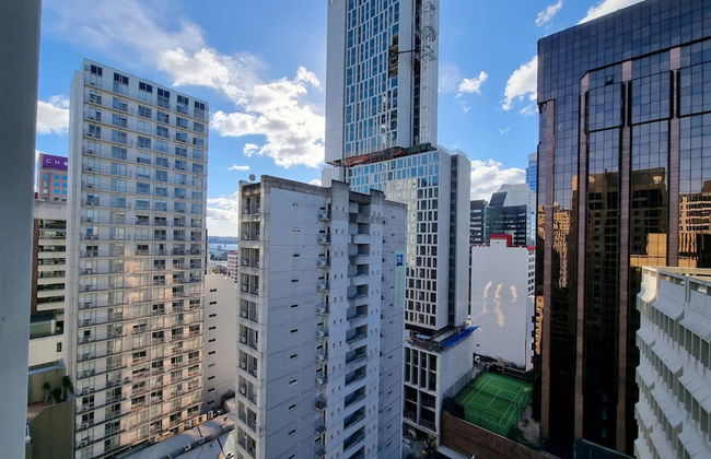 Chic CBD Studio-Aircon-Wifi -Heated Pool - Foto 18