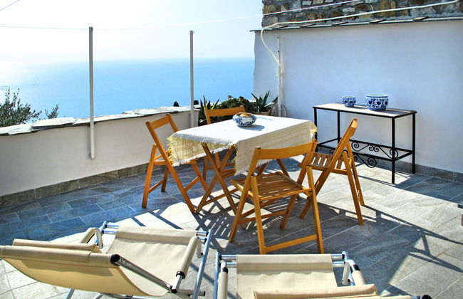 2 bedroom House in Cipressa with garden and terrace - Photo 13